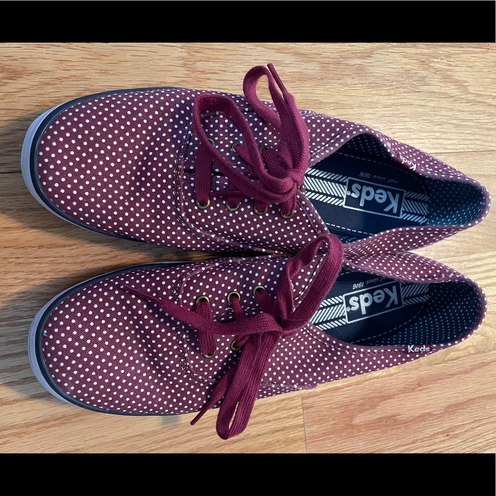 Ladies Keds, size 9 red/maroon with white polka dots.